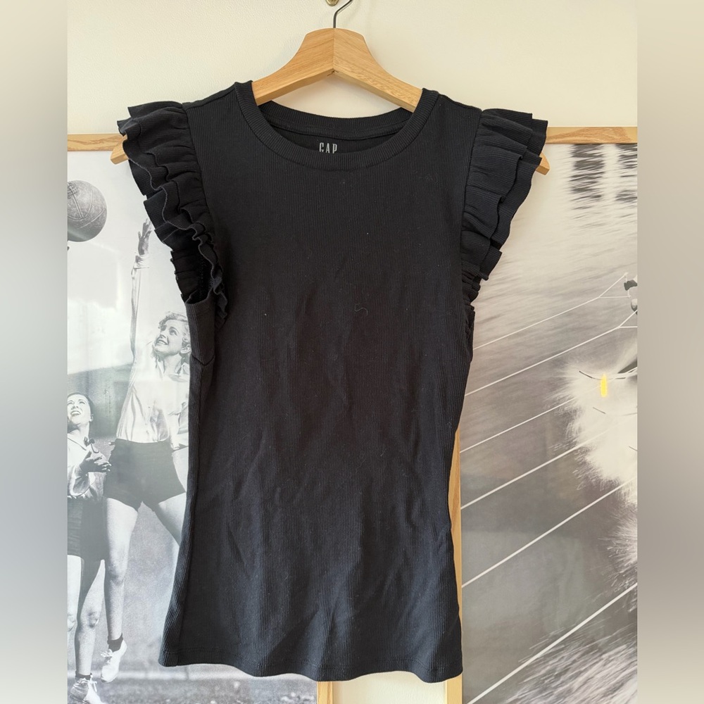 Gap Black Ruffle Tank Top- NWT XS